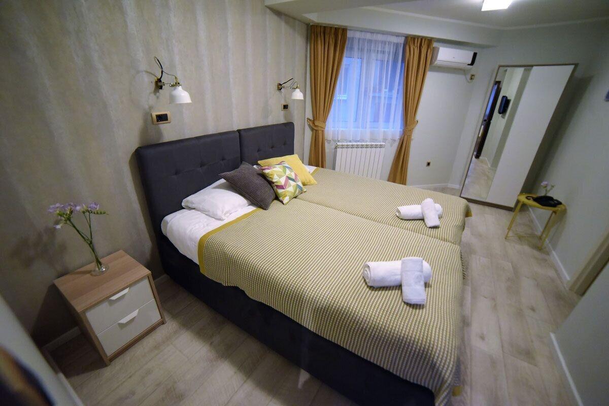 Garni House 46 Plus เบลเกรด ภายนอก รูปภาพ