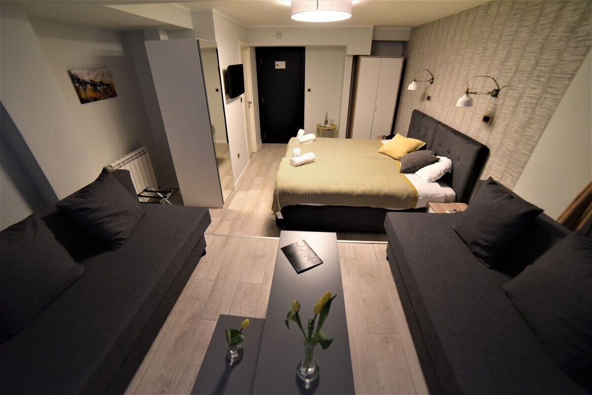 Garni House 46 Plus เบลเกรด ภายนอก รูปภาพ